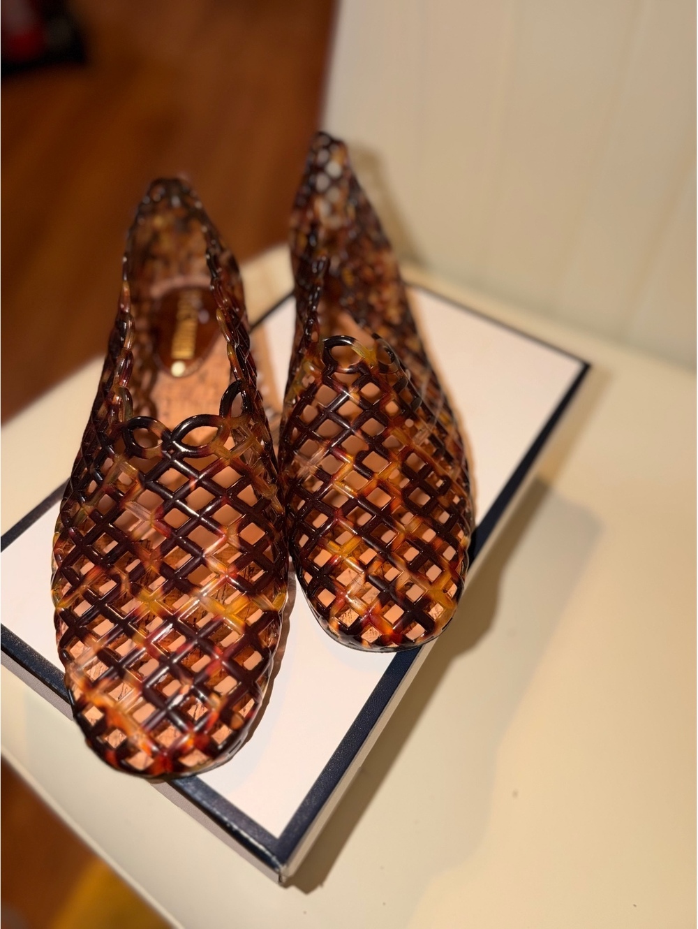 Steve Madden Grove Tortoise Jelly Flats Size 10